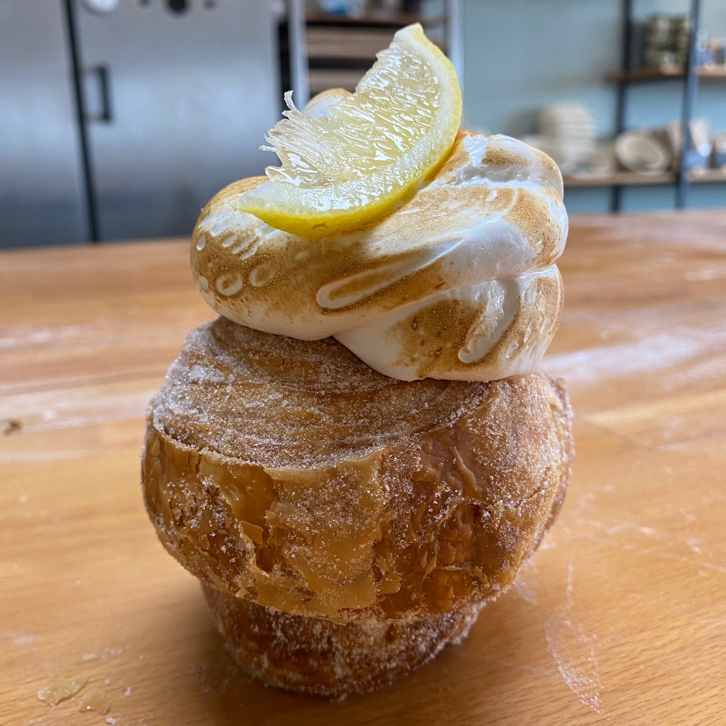 Cruffin lemon meringue