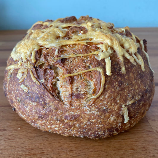 Mosterd en oude kaas desembrood van Baking Bread NL